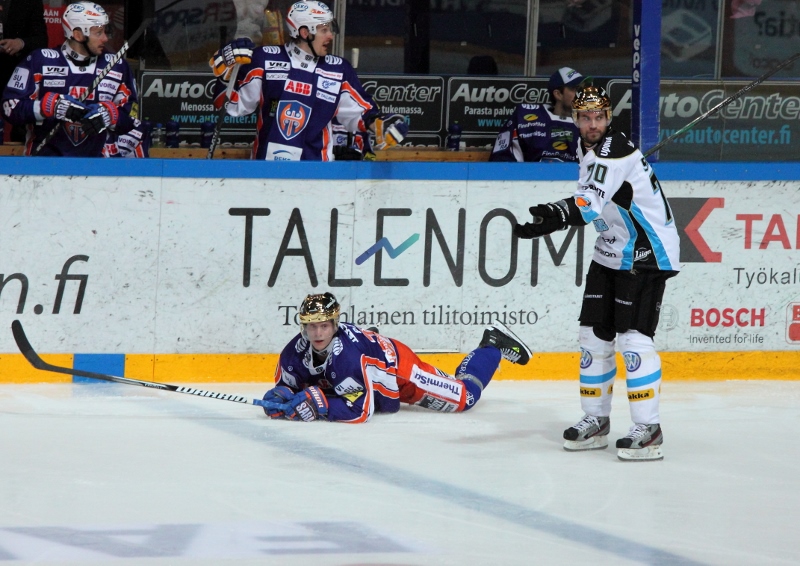 10.10.2013 - (Tappara-Pelicans)