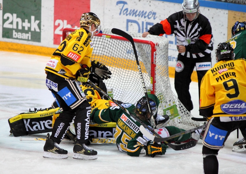 15.10.2013 - (Ilves-KalPa)