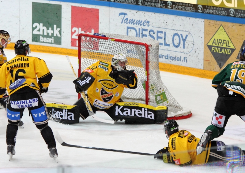 15.10.2013 - (Ilves-KalPa)