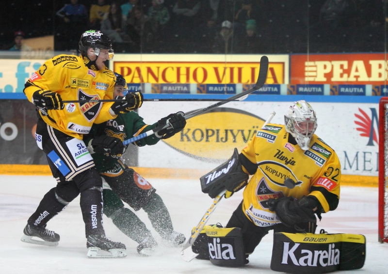 15.10.2013 - (Ilves-KalPa)