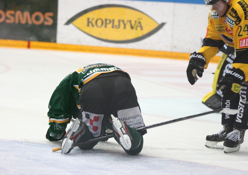 15.10.2013 - (Ilves-KalPa)