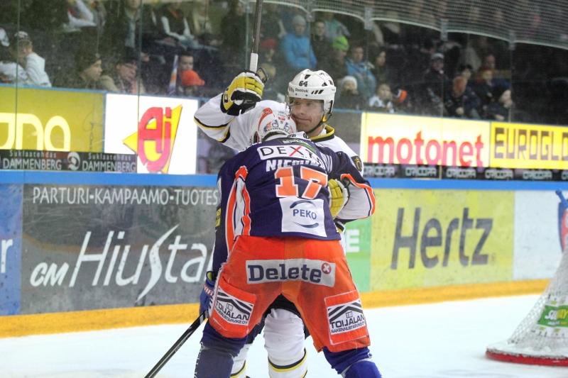 16.10.2013 - (Tappara-Blues)