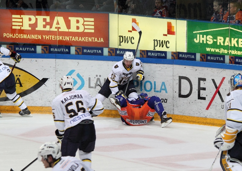 16.10.2013 - (Tappara-Blues)