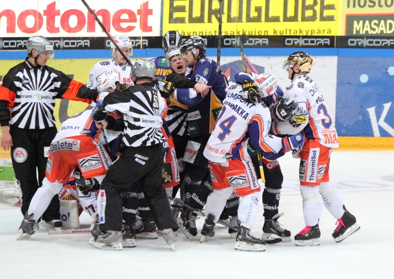 26.10.2013 - (Tappara-Lukko)