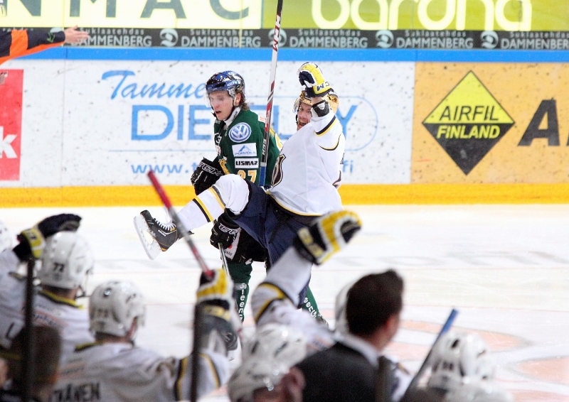 21.11.2013 - (Ilves-Blues)