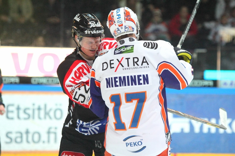 23.11.2013 - (Tappara-JYP)