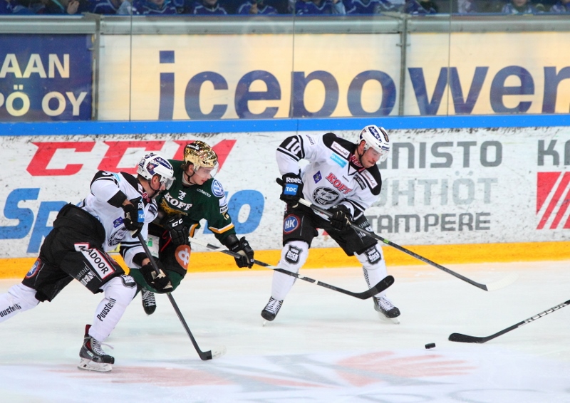 26.11.2013 - (Ilves-TPS)