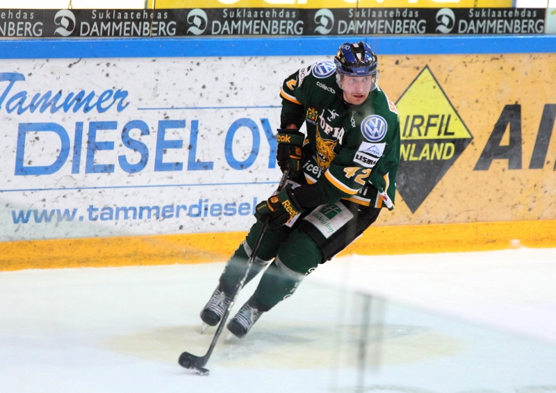 26.11.2013 - (Ilves-TPS)