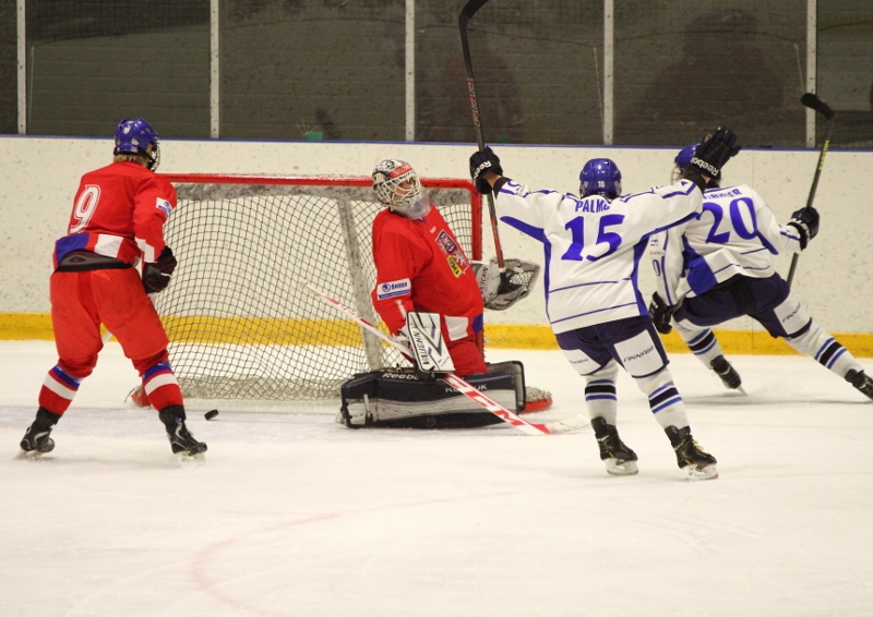 08.11.2013 - U17 FIN-CZE