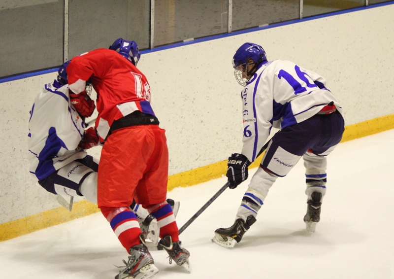 08.11.2013 - U17 FIN-CZE