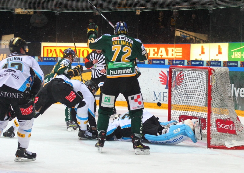 10.12.2013 - (Ilves-Pelicans)