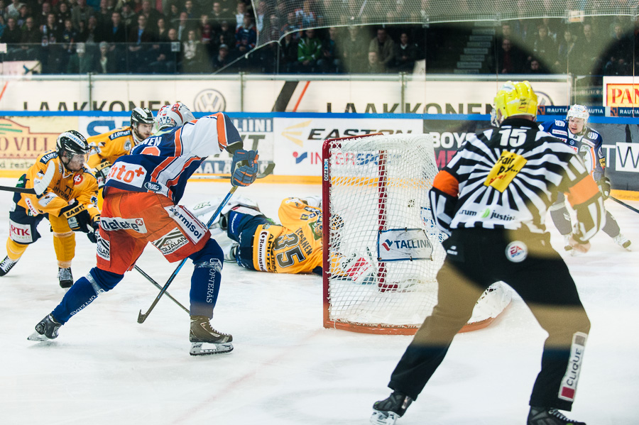 1.4.2013 - (Tappara-Lukko)