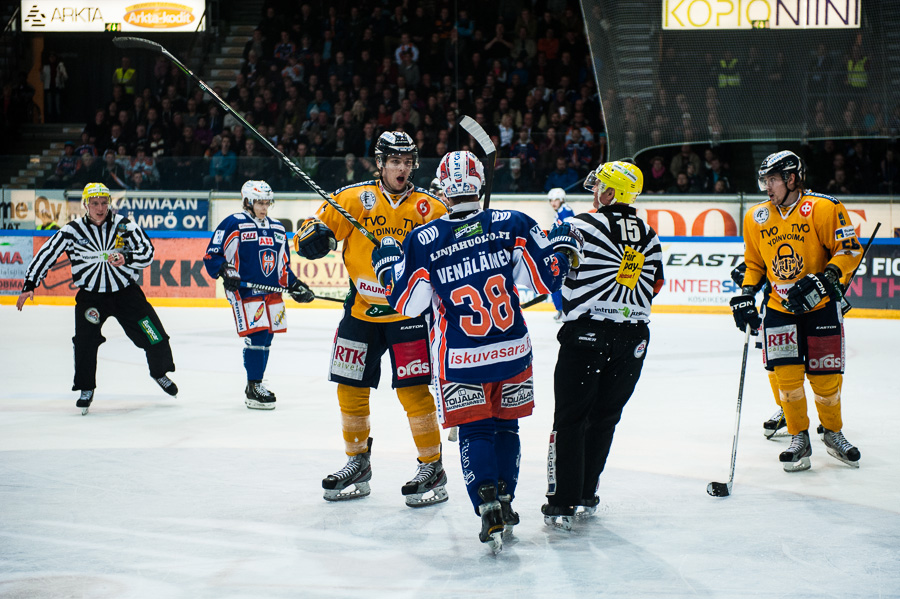 1.4.2013 - (Tappara-Lukko)