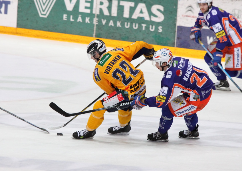 1.4.2013 - (Tappara-Lukko)