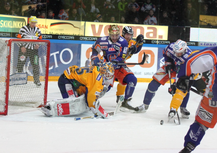 1.4.2013 - (Tappara-Lukko)