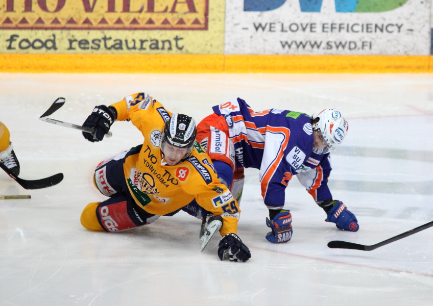 1.4.2013 - (Tappara-Lukko)