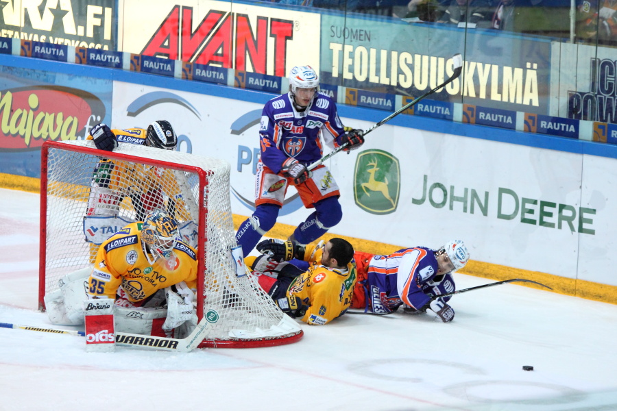 1.4.2013 - (Tappara-Lukko)