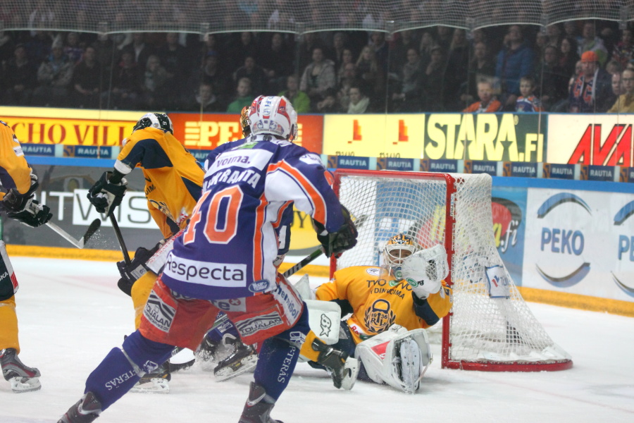 1.4.2013 - (Tappara-Lukko)