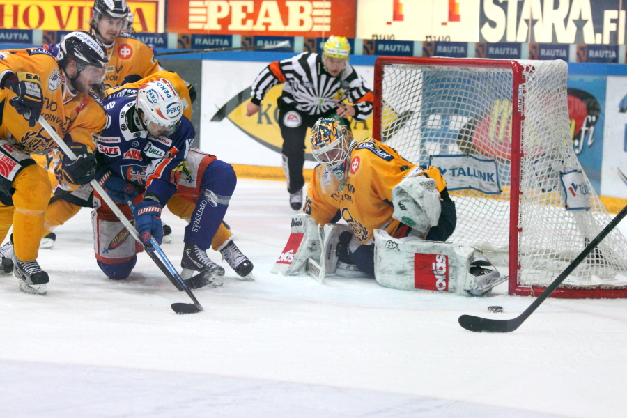 1.4.2013 - (Tappara-Lukko)