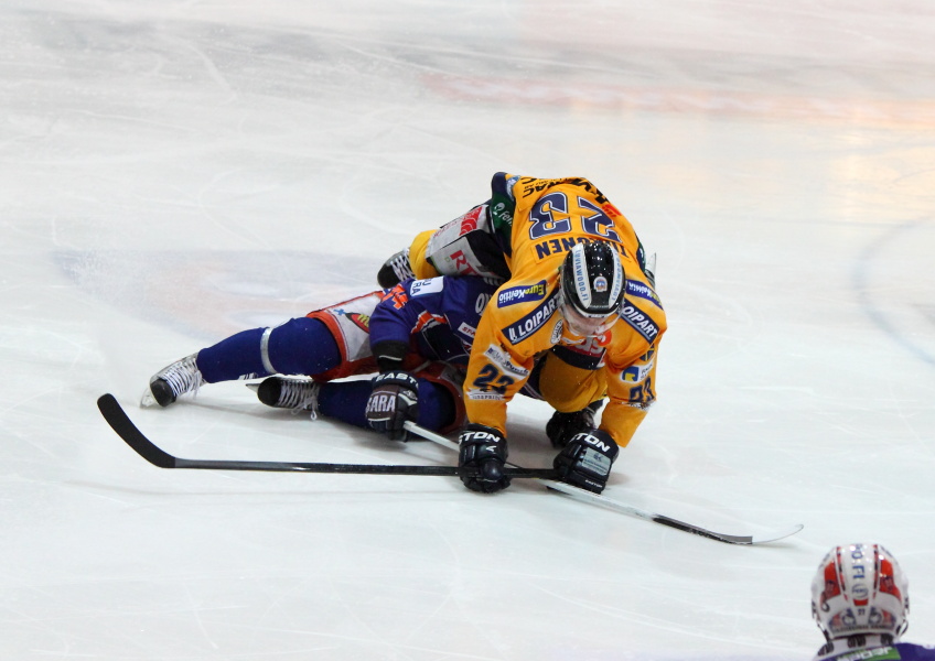 1.4.2013 - (Tappara-Lukko)