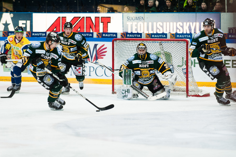 2.4.2013 - (Ilves-Jukurit)