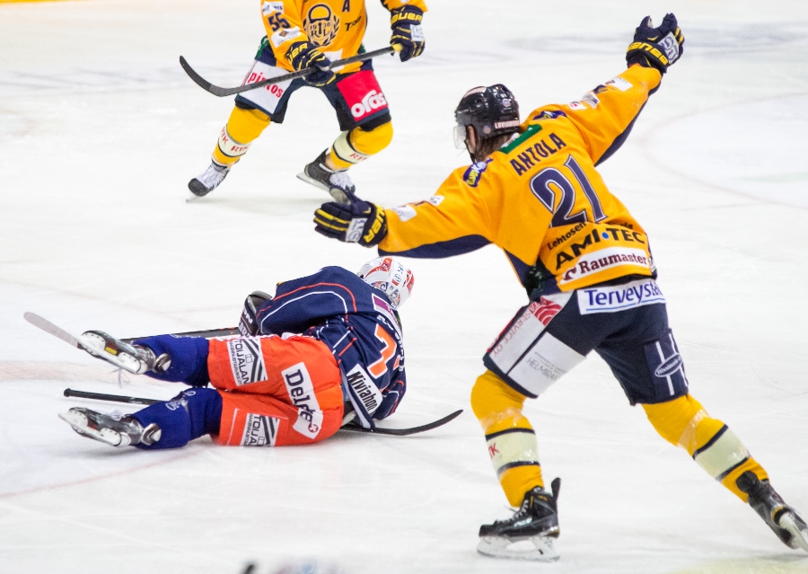 24.10.2014 - (Tappara-Lukko)