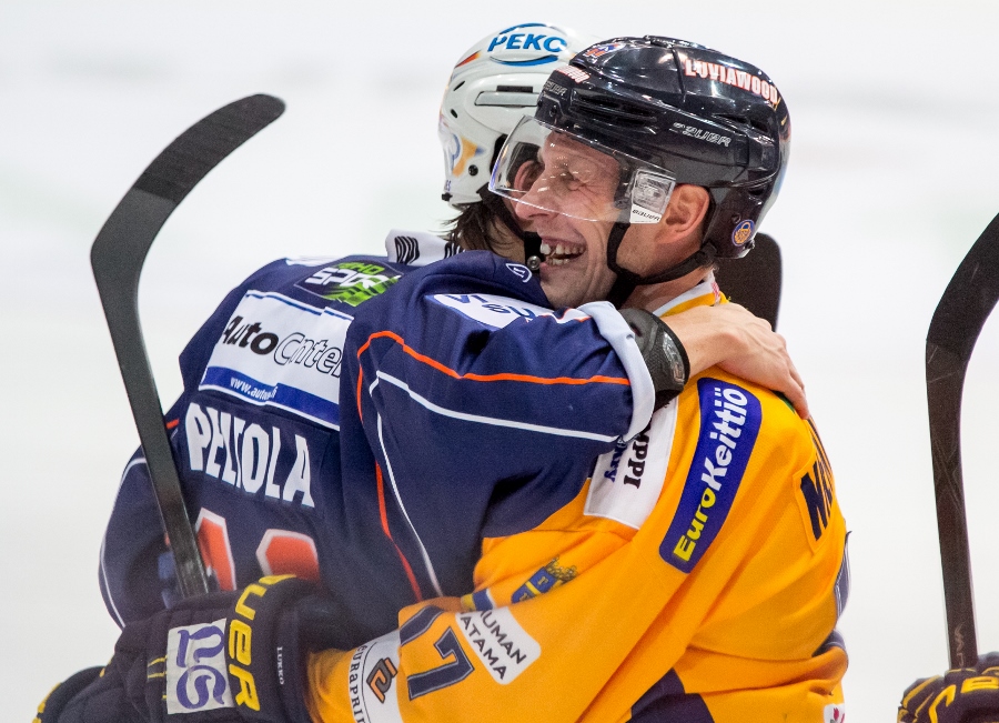 24.10.2014 - (Tappara-Lukko)