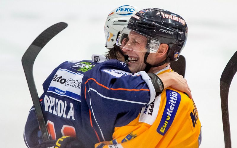 24.10.2014 - (Tappara-Lukko)