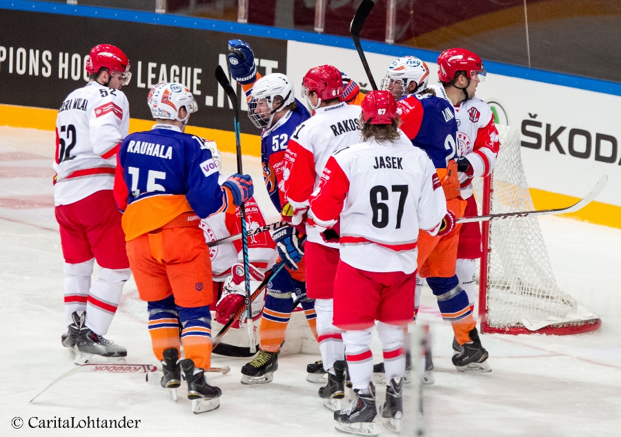 7.10.2014 - (Tappara-Ocelari Trinec)