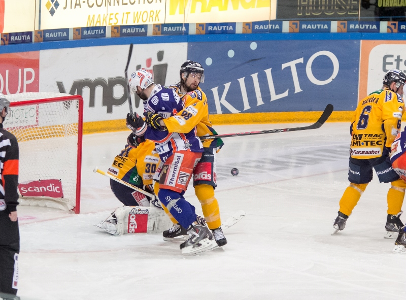 9.4.2014 - (Tappara-Lukko)