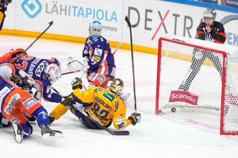 9.4.2014 - (Tappara-Lukko)