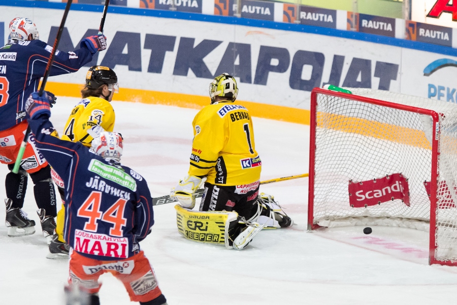 9.1.2015 - (Tappara-SaiPa)