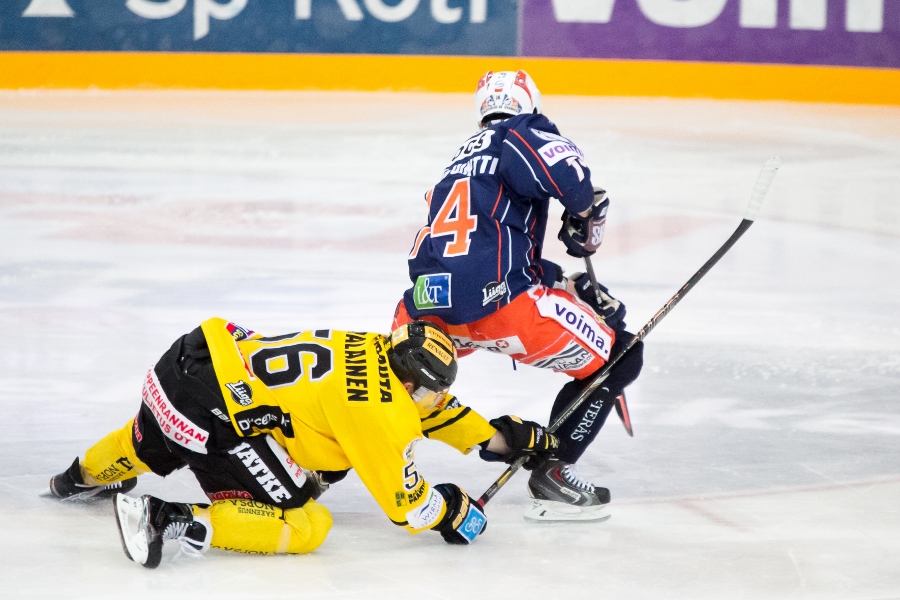 9.1.2015 - (Tappara-SaiPa)