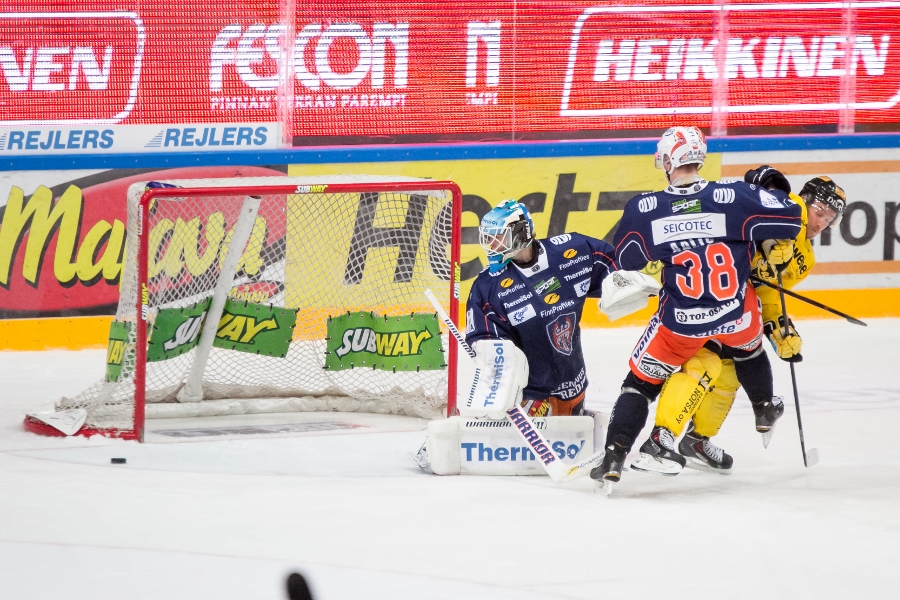 9.1.2015 - (Tappara-SaiPa)