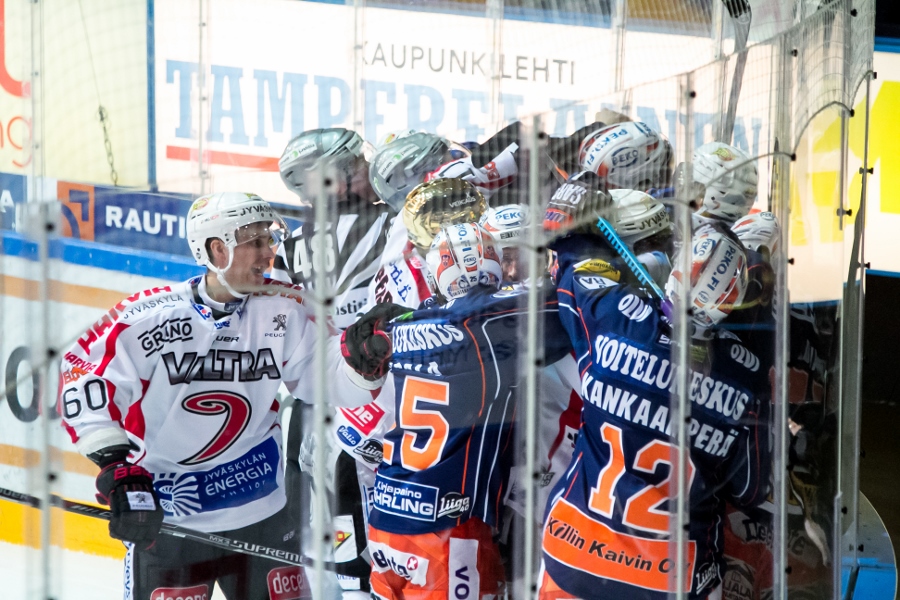 17.2.2015 - (Tappara-JYP)