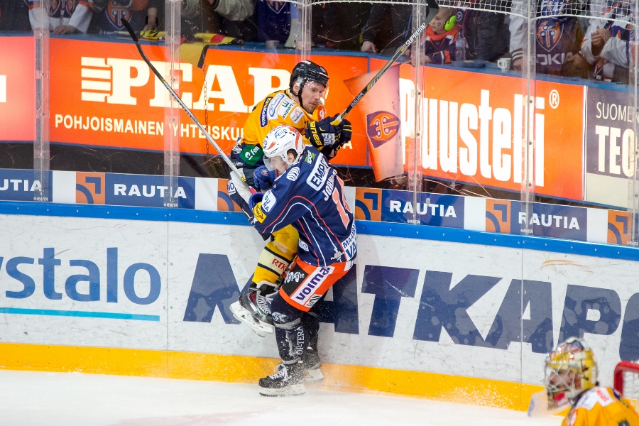 10.4.2015 - Tappara-Lukko