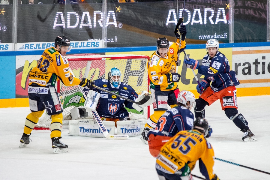 10.4.2015 - Tappara-Lukko