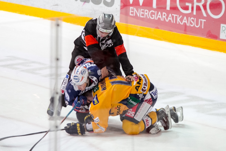 10.4.2015 - Tappara-Lukko