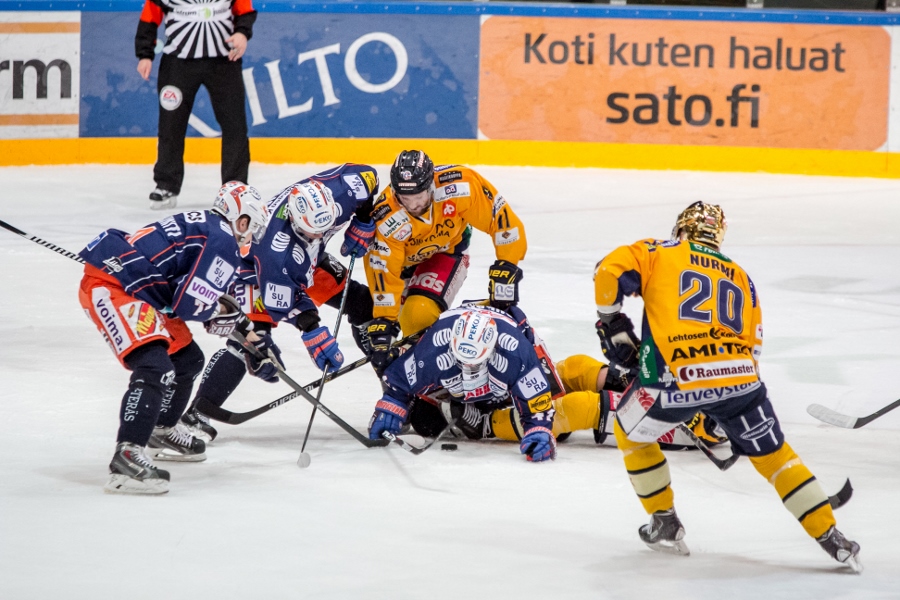 10.4.2015 - Tappara-Lukko