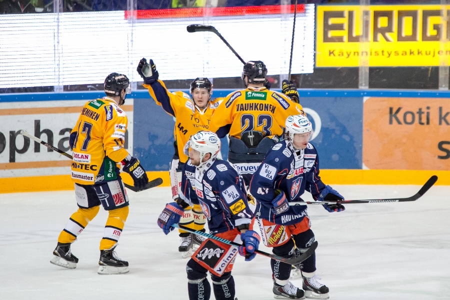 6.4.2015 - Tappara-Lukko