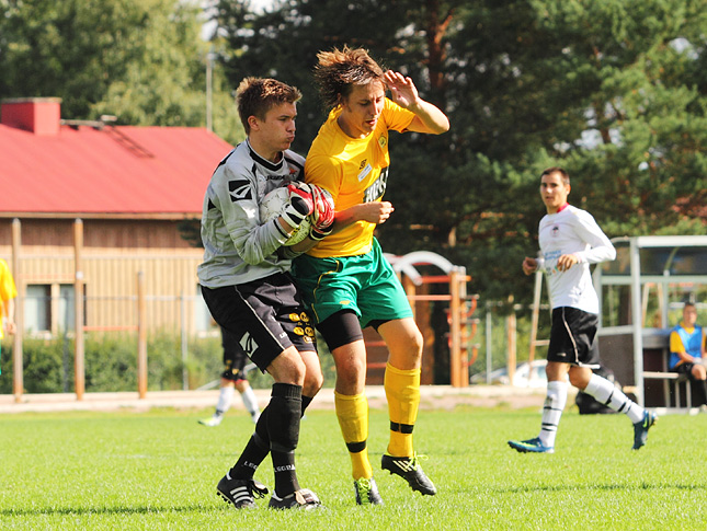 21.8.2011 - (Musan Salama-Ilves)