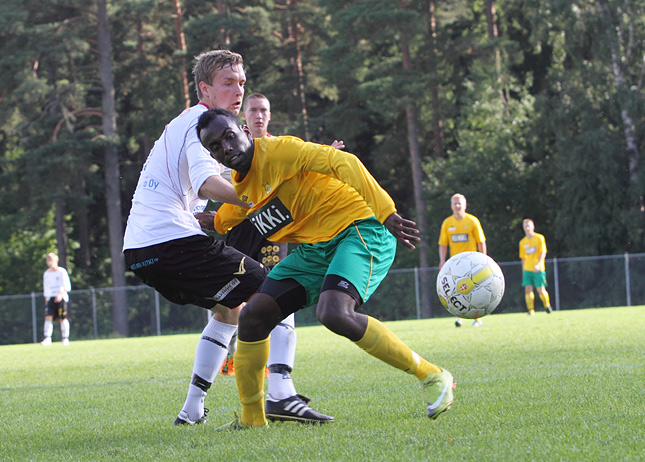 21.8.2011 - (Musan Salama-Ilves)