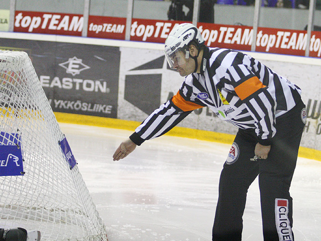 8.1.2011 - (Lukko-TPS)