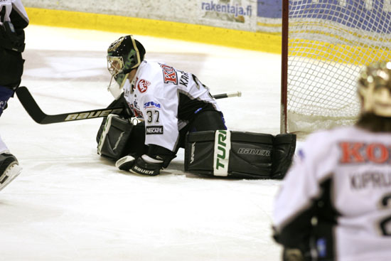 24.9.2005 - (Ässät-TPS)