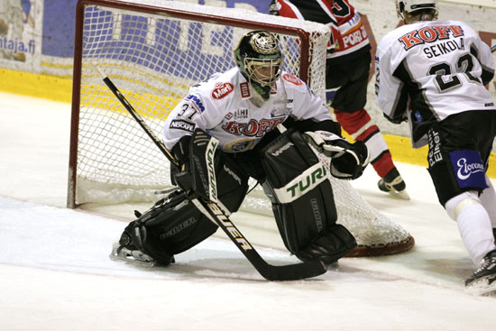 24.9.2005 - (Ässät-TPS)