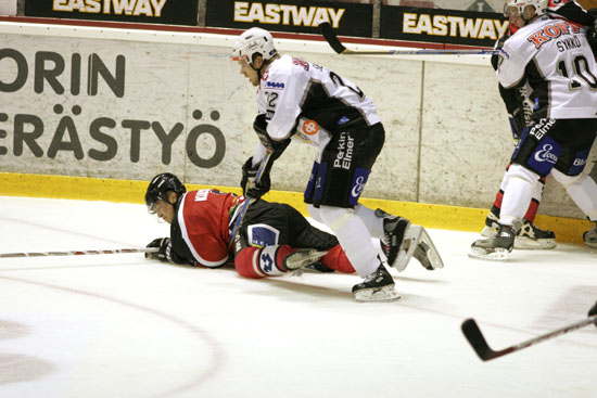 24.9.2005 - (Ässät-TPS)