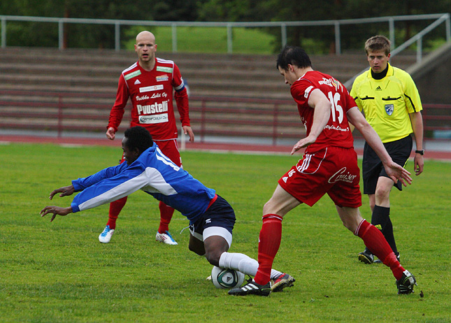 29.5.2011 - (FC Jazz-Turun Toverit)