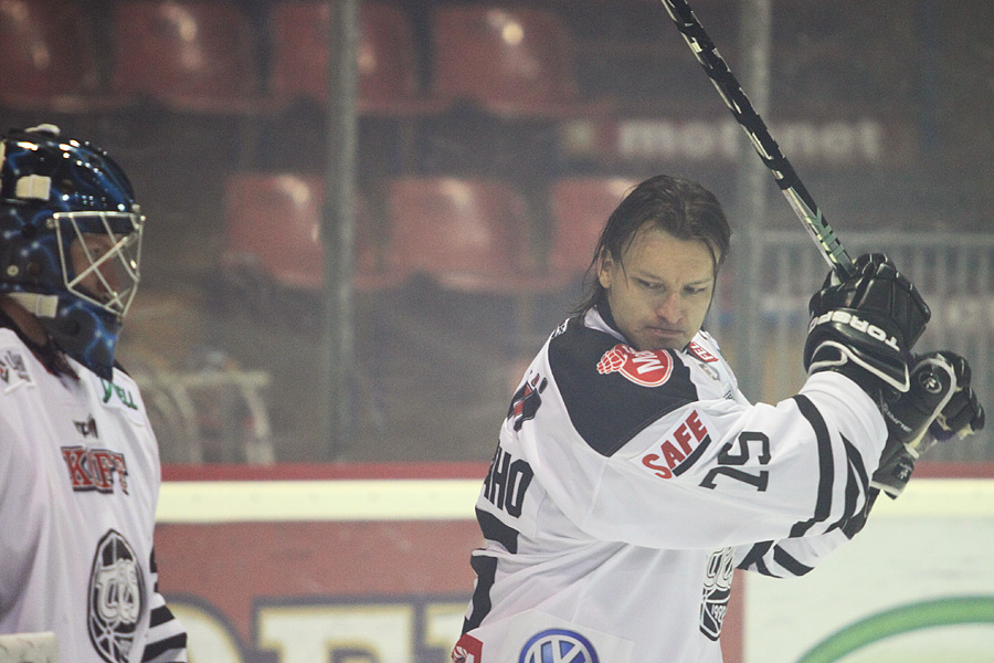 7.10.2011 - (Ässät-TPS)