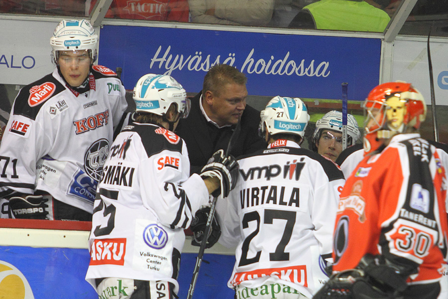 7.10.2011 - (Ässät-TPS)