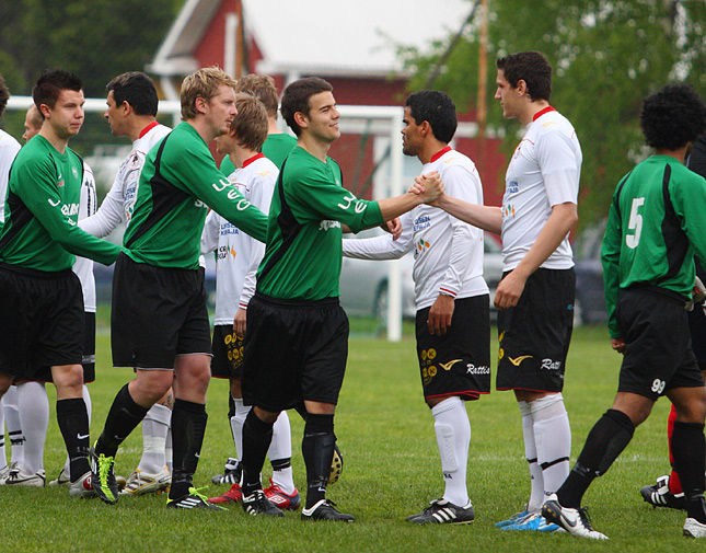 28.5.2011 - (Musan Salama-Tikkurilan Palloseura)